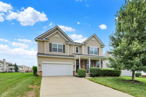 3355 Firethorn Dr, Whitestown, IN, 46075-8400 | Card Image