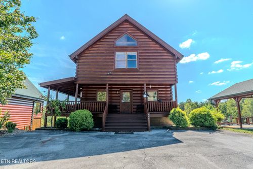 665 Stockton Dr, Sevierville, TN, 37876-2544 | Card Image