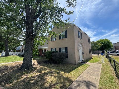 663 Baker Rd, Virginia Beach, VA, 23462-1685 | Card Image
