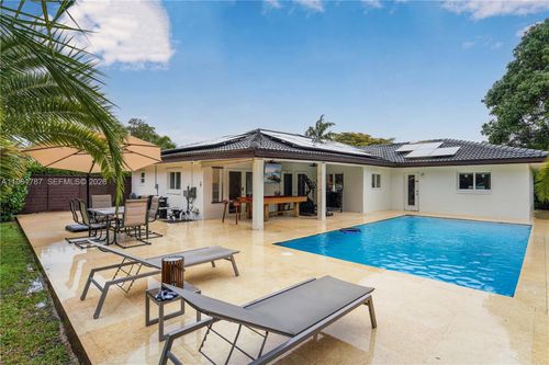 2631 Nw 84th Ave, Coral Springs, FL, 33065-5333 | Card Image