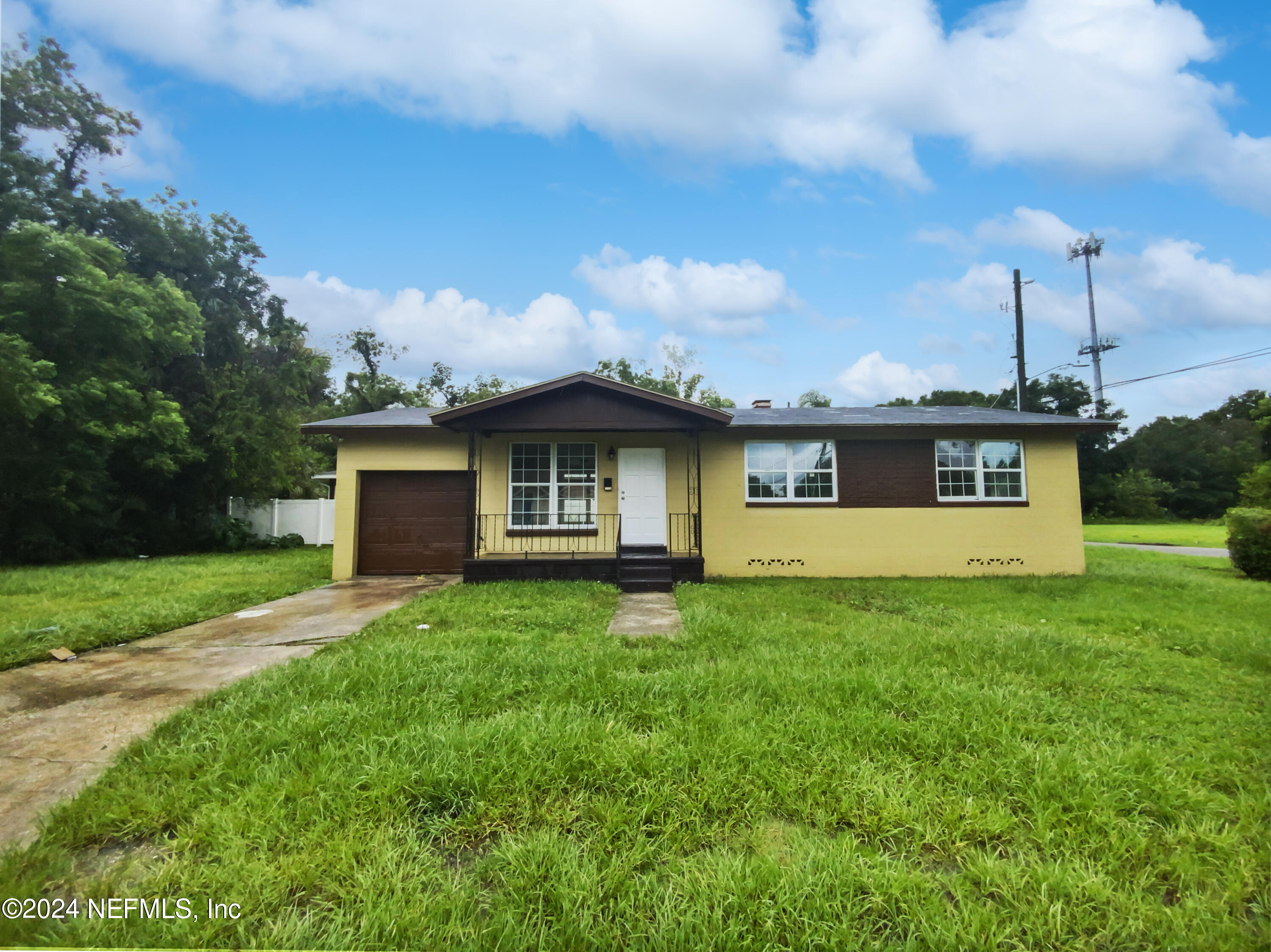 Barnett St, Jacksonville, FL 32209