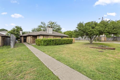 6470 Argo St, Dallas, TX, 75214-1660 | Card Image