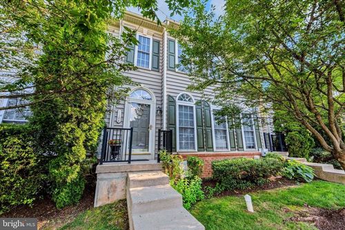 3104 King Ln, PHOENIXVILLE, PA, 19460-3086 | Card Image