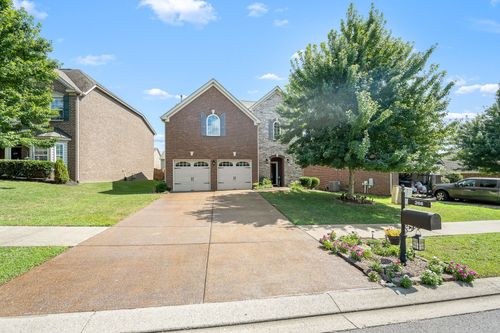 266 Meandering Dr, Lebanon, TN, 37090-1556 | Card Image