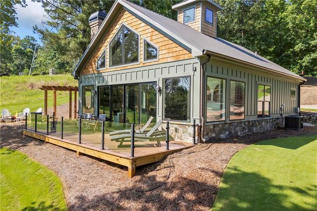 1132 N Edgewater Trl, House other with 2 bedrooms, 2 bathrooms and 5 parking in Toccoa GA | Image 7