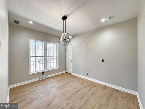 3631 Breaknock Rd, BUMPASS, VA, 23024-8899 | Card Image