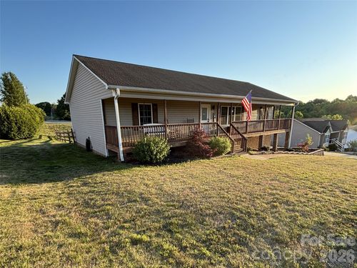 2311 Merts Way, Hudson, NC, 28638-8918 | Card Image