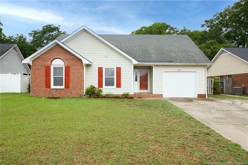 7229 Tollhouse Dr, Fayetteville, NC, 28314-1299 | Card Image