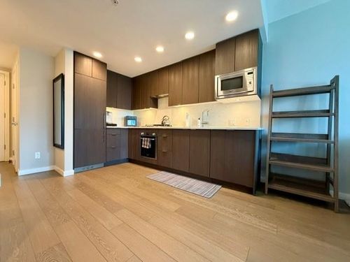 607-2888 Cambie St, Vancouver, BC, V5Z0H3 | Card Image