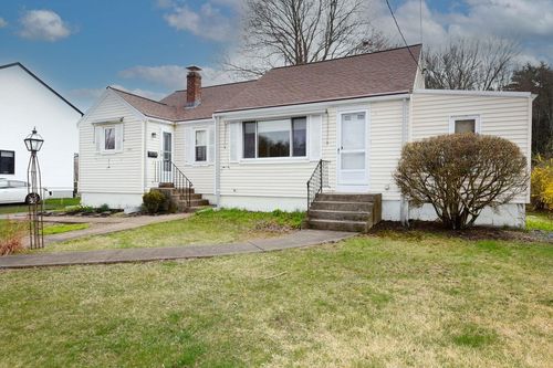 181 Greenwood St, Rockland, MA, 02370-1626 | Card Image