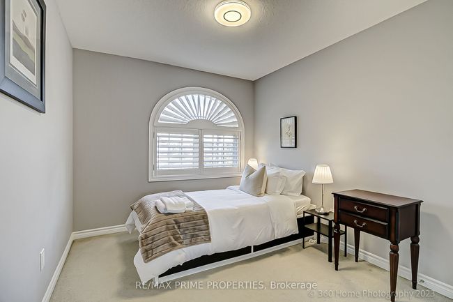 4765 Highway 7, House attached with 4 bedrooms, 3 bathrooms and null parking in Vaughan ON | Image 21