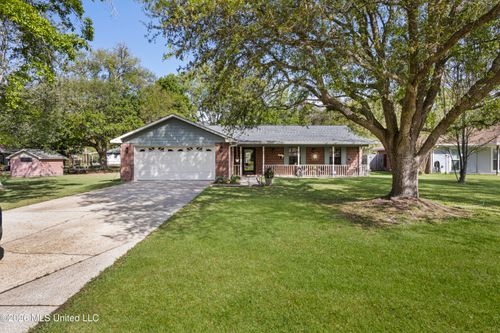 401 Holley St, Long Beach, MS, 39560-5057 | Card Image