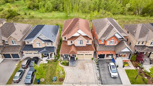 84 Lampkin St, Sutton West, ON, L0E1R0 | Card Image