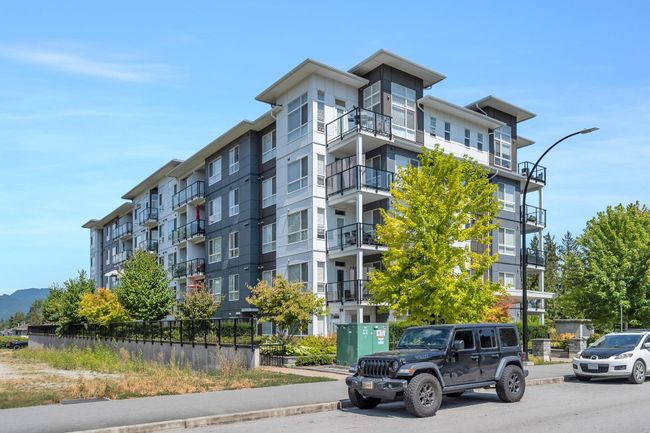 404 - 22315 122 Avenue, Condo with 1 bedrooms, 1 bathrooms and null parking in Maple Ridge BC | Image 2