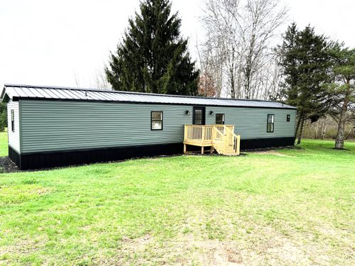 1595 N County Line Road, Six Lakes, MI, 48886 | Card Image