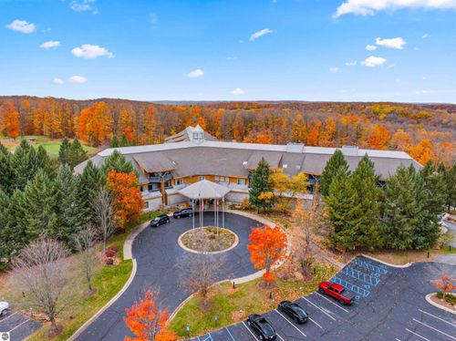 4007-2400 Troon South, Bellaire, MI, 49615 | Card Image