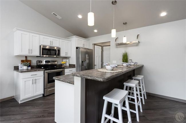 5906 Foxtail Loop W, Townhouse with 2 bedrooms, 2 bathrooms and null parking in Billings MT | Image 8