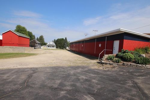 120 Dix Road, MOUNT CALVARY, WI, 53057 | Card Image