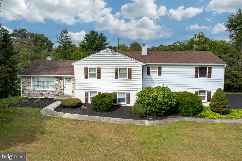 Rapps Dam Rd, Phoenixville, PA 19460