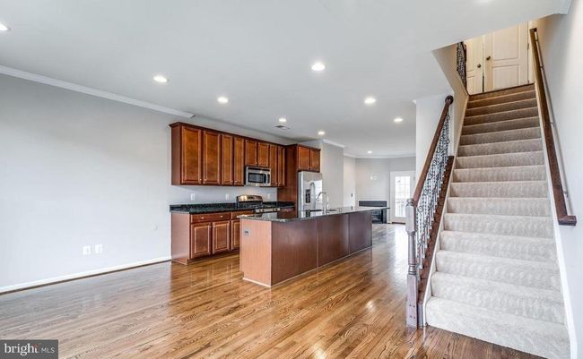 21783 Harroun Ter, Townhouse with 4 bedrooms, 4 bathrooms and null parking in ASHBURN VA | Image 4