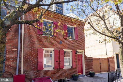 804-6 Lombard St, PHILADELPHIA, PA, 19147-1317 | Card Image