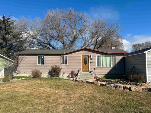 210 5th Ave E, Wendell, ID, 83355-5125 | Card Image