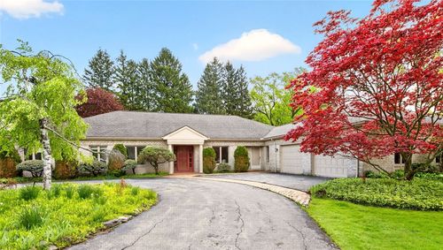 4 Malm Lane, Pittsford, NY, 14618 | Card Image