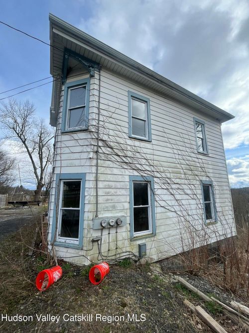 107 Jefferson Hts, Catskill, NY, 12414-1214 | Card Image