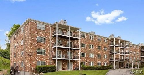 apt-c12-3107 Garnette Dr, Bridgeton, MO, 63044-3148 | Card Image
