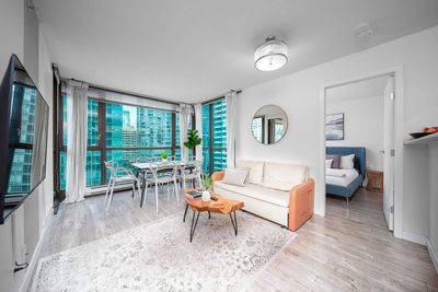 1711 - 1331 Alberni St, Condo with 2 bedrooms, 2 bathrooms and 1 parking in Vancouver BC | Image 3