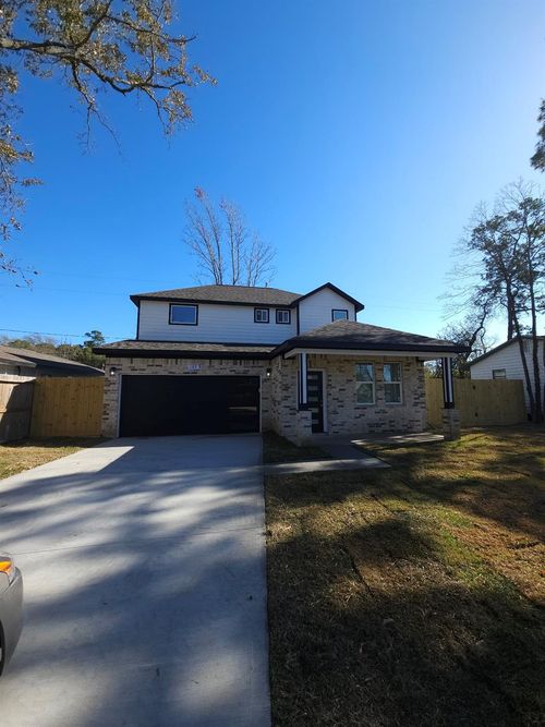 107 Booker St, Baytown, TX, 77523-9507 | Card Image
