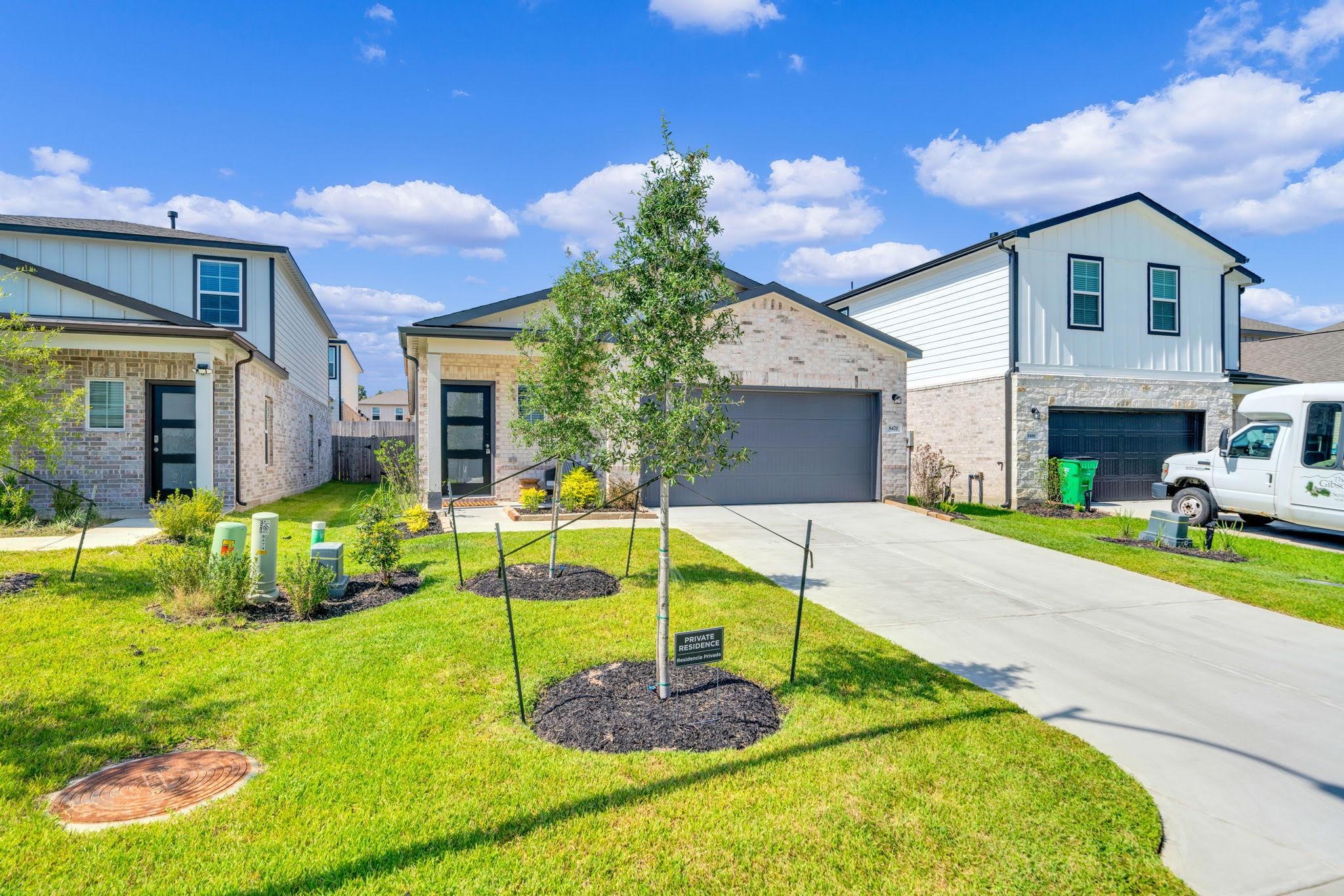 Residential Lease in Magnolia 4