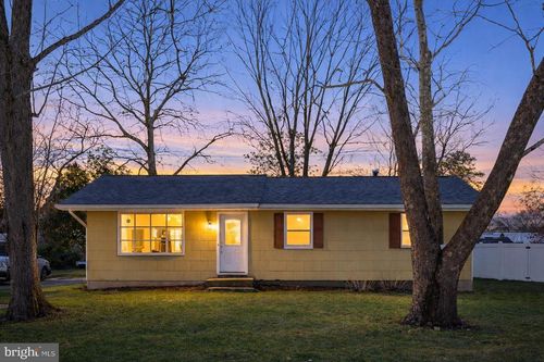 1124 Spray Ave, Beachwood, NJ, 08722-4420 | Card Image