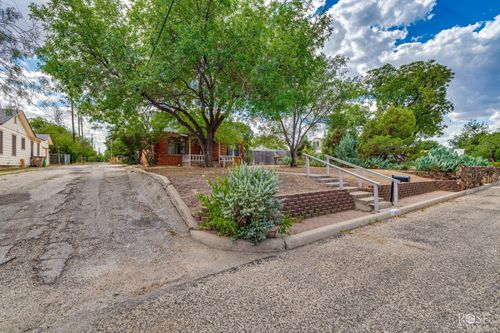 1815 W Avenue I, San Angelo, TX, 76901-4302 | Card Image