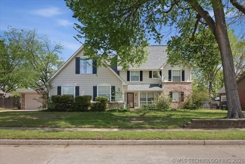 8401 Millwood Rd, Broken Arrow, OK, 74011-8626 | Card Image