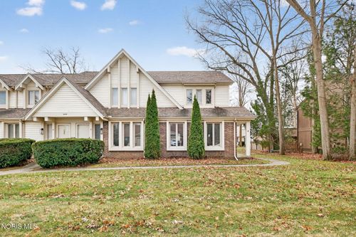 5409 Westcastle Dr, Toledo, OH, 43615-2077 | Card Image