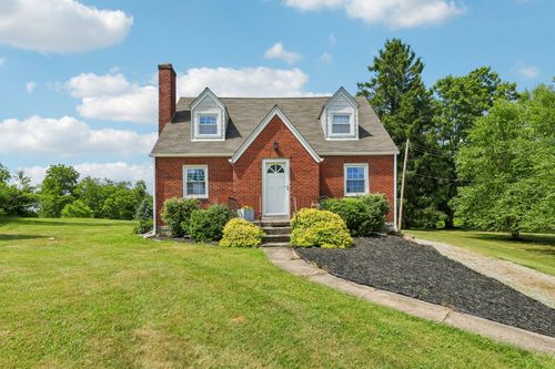 1770 Locust Road, Franklin Park, PA, 15143 | Card Image