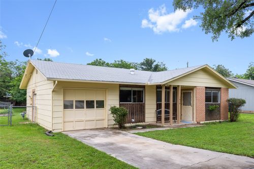 1610 Wood St, Brownwood, TX, 76801-6524 | Card Image