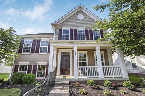 681 Woodbend Dr, Westerville, OH, 43082-6433 | Card Image