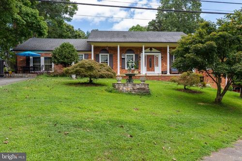 10009 Bent Tree Ln, MANASSAS, VA, 20111-4222 | Card Image