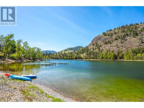 200 Twin Lakes Rd, Kaleden, BC, V0H1K0 | Card Image