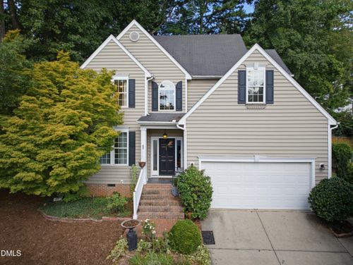 8901 Castleton Ln, Raleigh, NC, 27615-3921 | Card Image