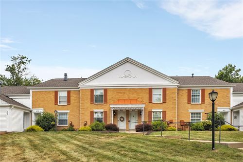 apt-404-1825 Foxcroft Ln, Allison Park, PA, 15101-3256 | Card Image