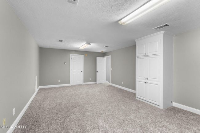 57-web-or-mls-211 Lake Terrace-64 | Image 31
