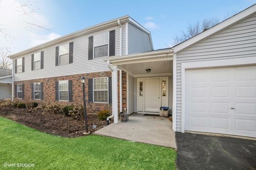 d1-373 Newport Ln, Bartlett, IL, 60103-7918 | Card Image