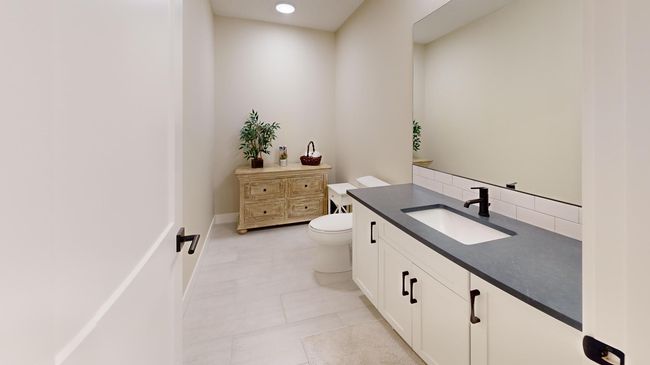 409 - 15 Cougar Ridge Landing Sw, Condo with 3 bedrooms, 3 bathrooms and 2 parking in Calgary AB | Image 18