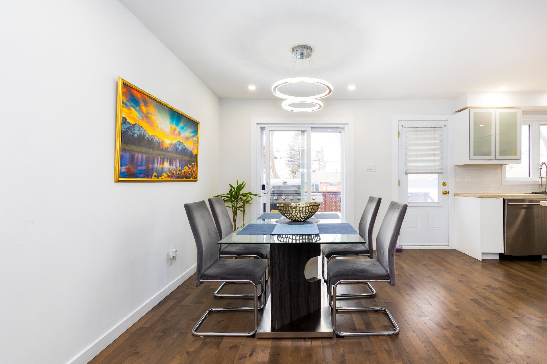 Residential in Montréal (Pierrefonds-Roxboro) 2