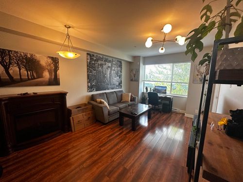 309-11935 Burnett St, Maple Ridge, BC, V2X9A9 | Card Image