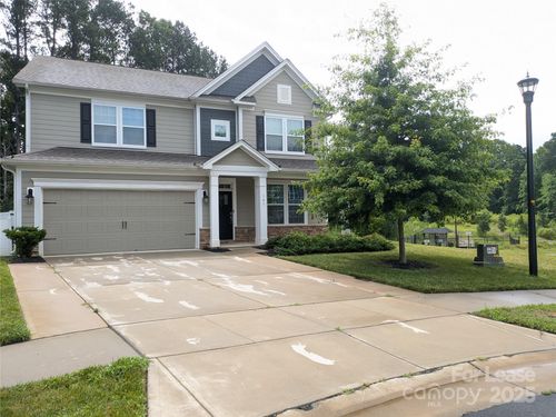 141 Hornbeam Ln, Mooresville, NC, 28117-0051 | Card Image
