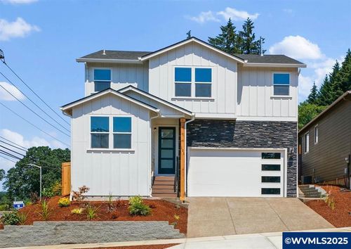 101 Summit View Ave Se, Salem, OR, 97306-8615 | Card Image